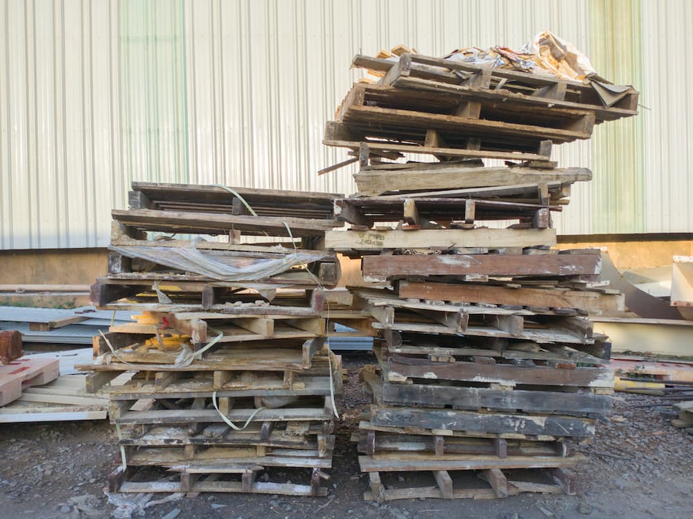 rotting wooden pallettes